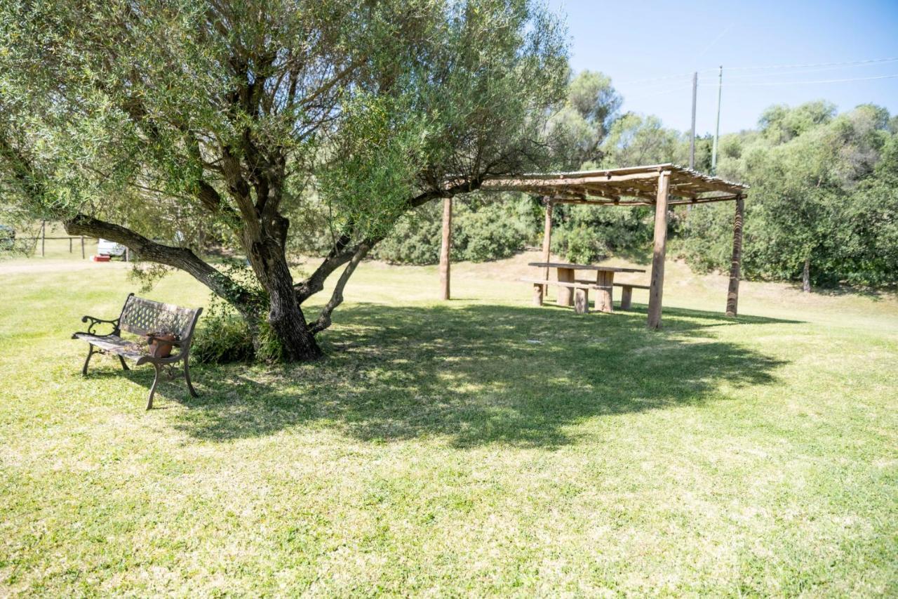 Agriturismo Sa Mendhula Cugnana Luaran gambar